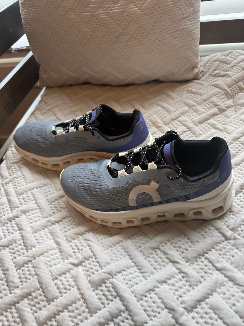 On Running Cloudtec Women’s Light Blue and White Sneakers - Picture 3 of 8